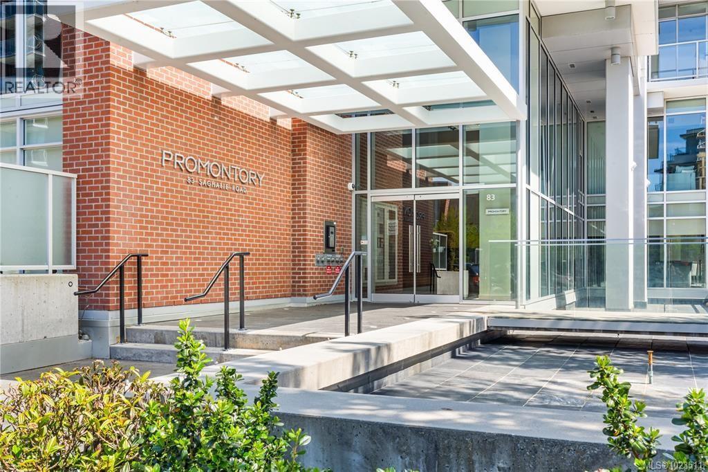 105 83 Saghalie Rd, Victoria