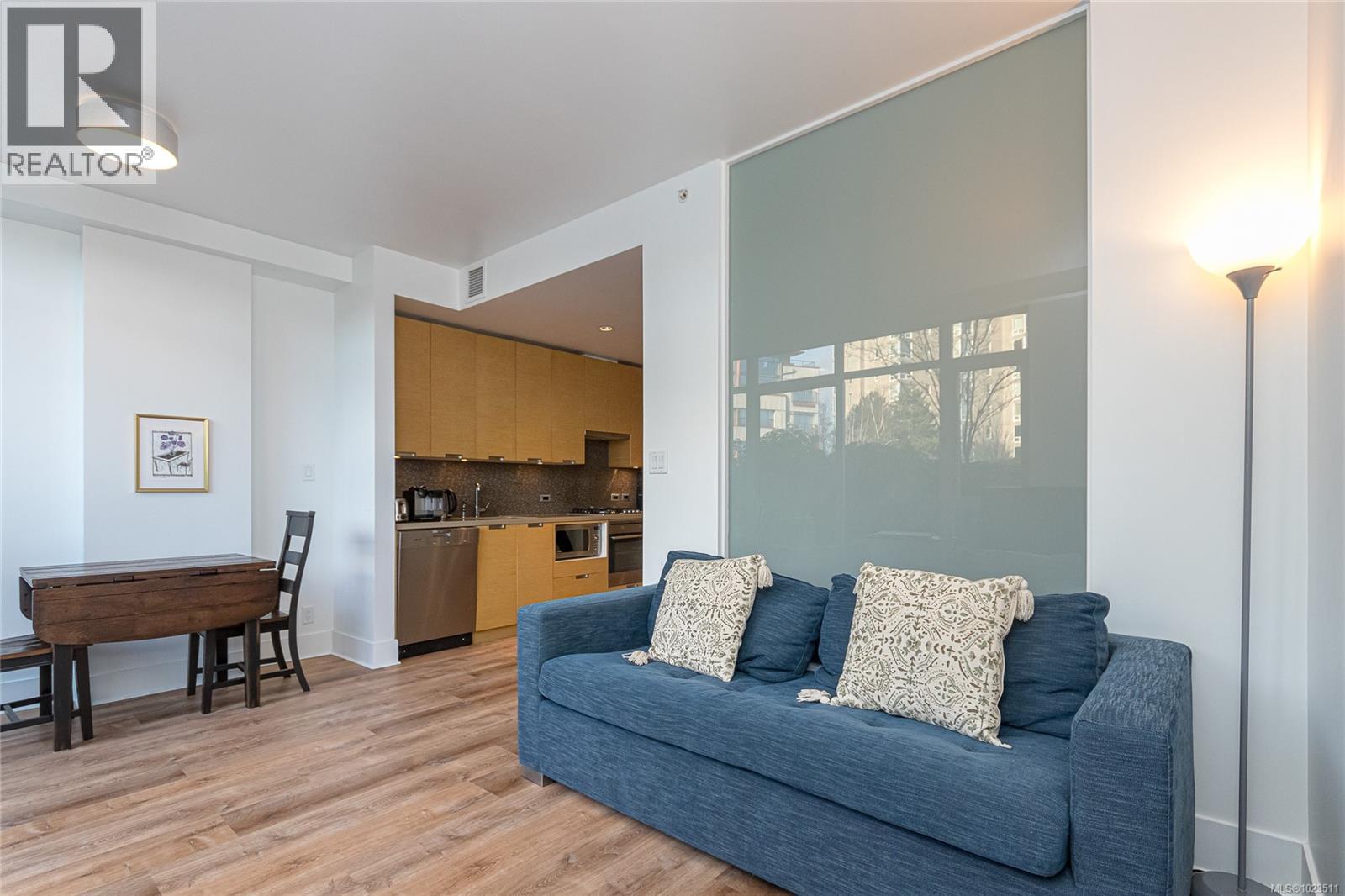 105 83 Saghalie Rd, Victoria