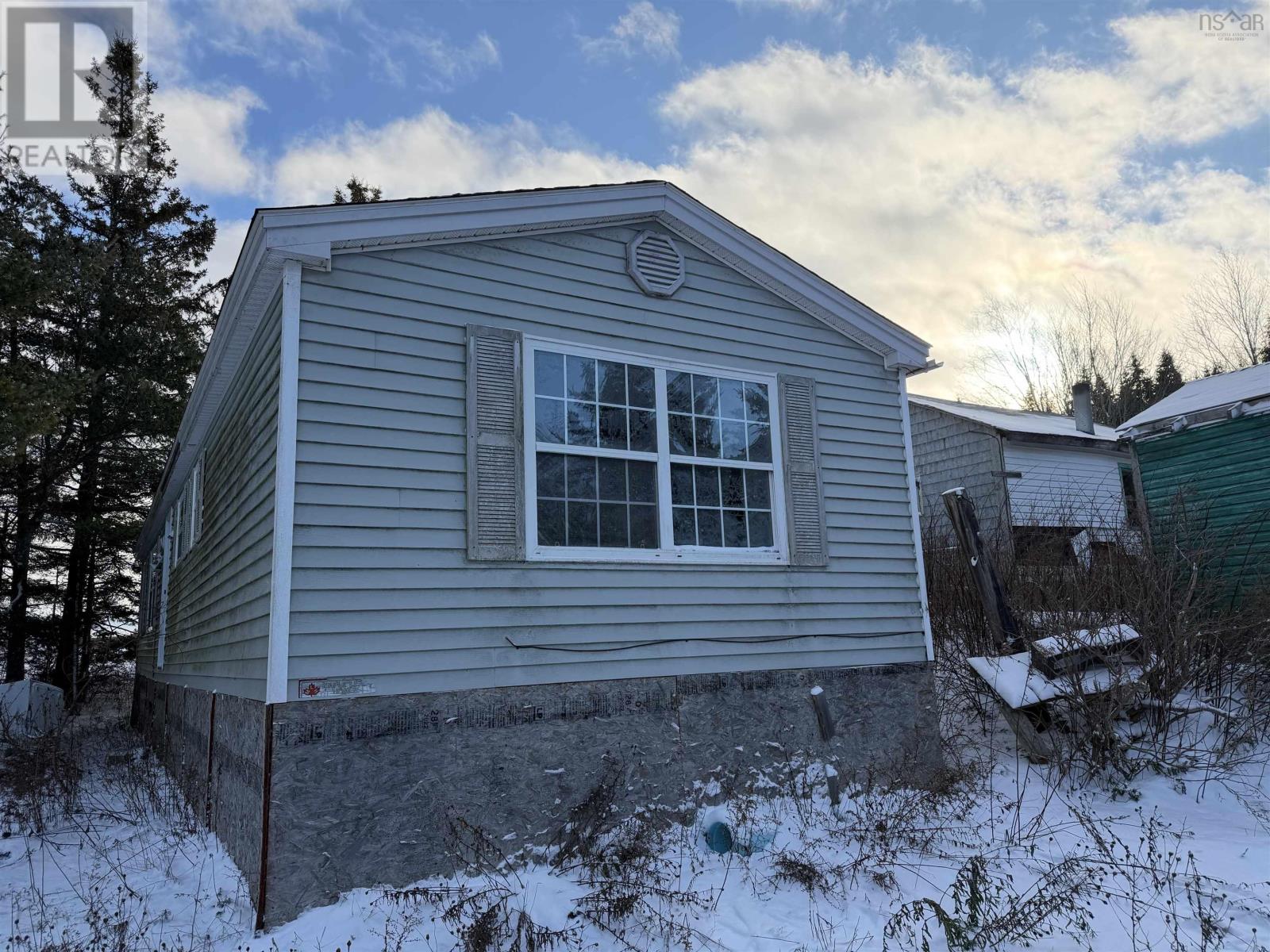 Property 6 of 26 of 1492 Cove Road