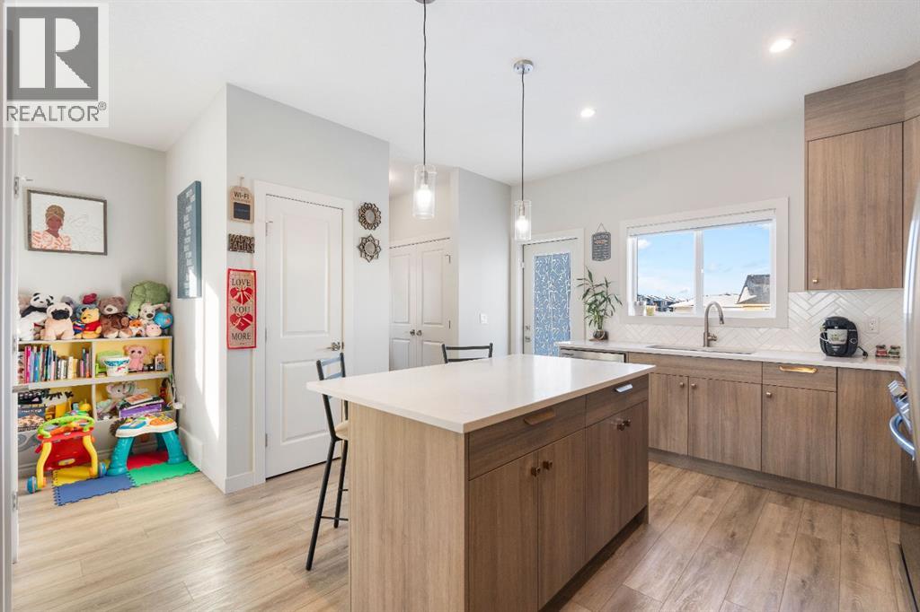 224 River Heights Drive, Cochrane