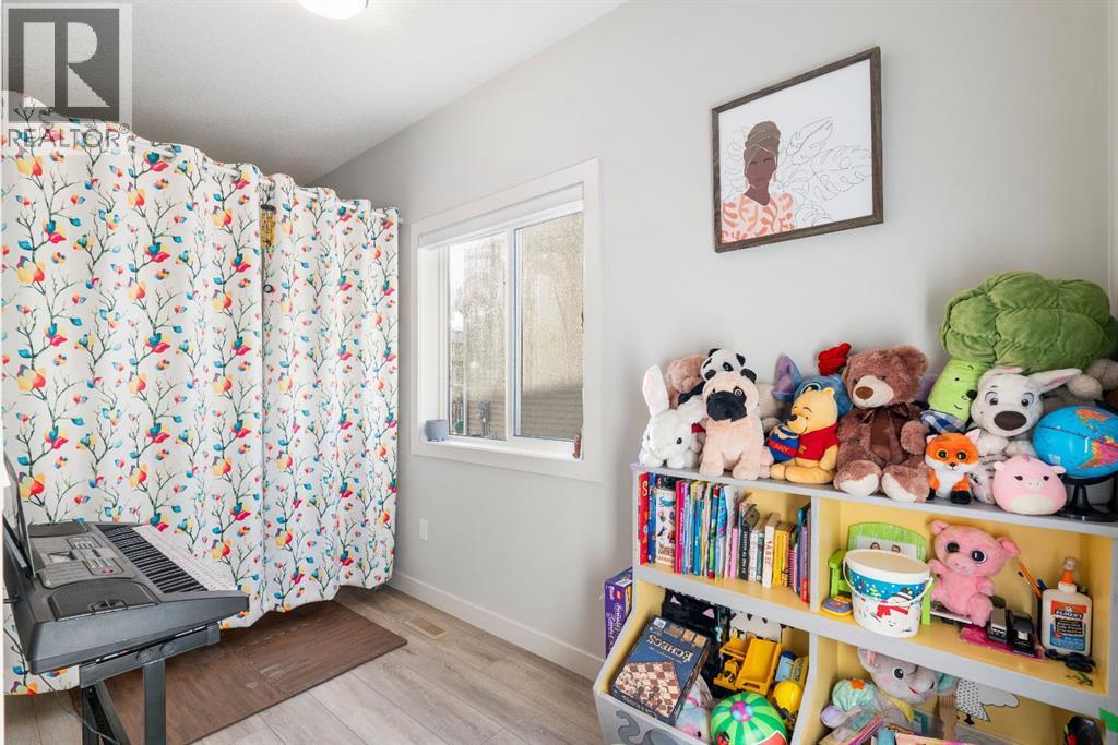 224 River Heights Drive, Cochrane