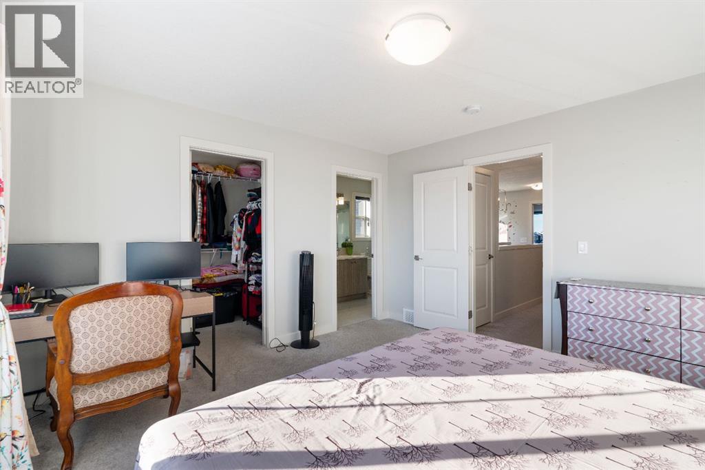 224 River Heights Drive, Cochrane