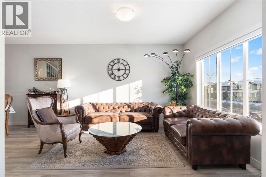 224 River Heights Drive, Cochrane