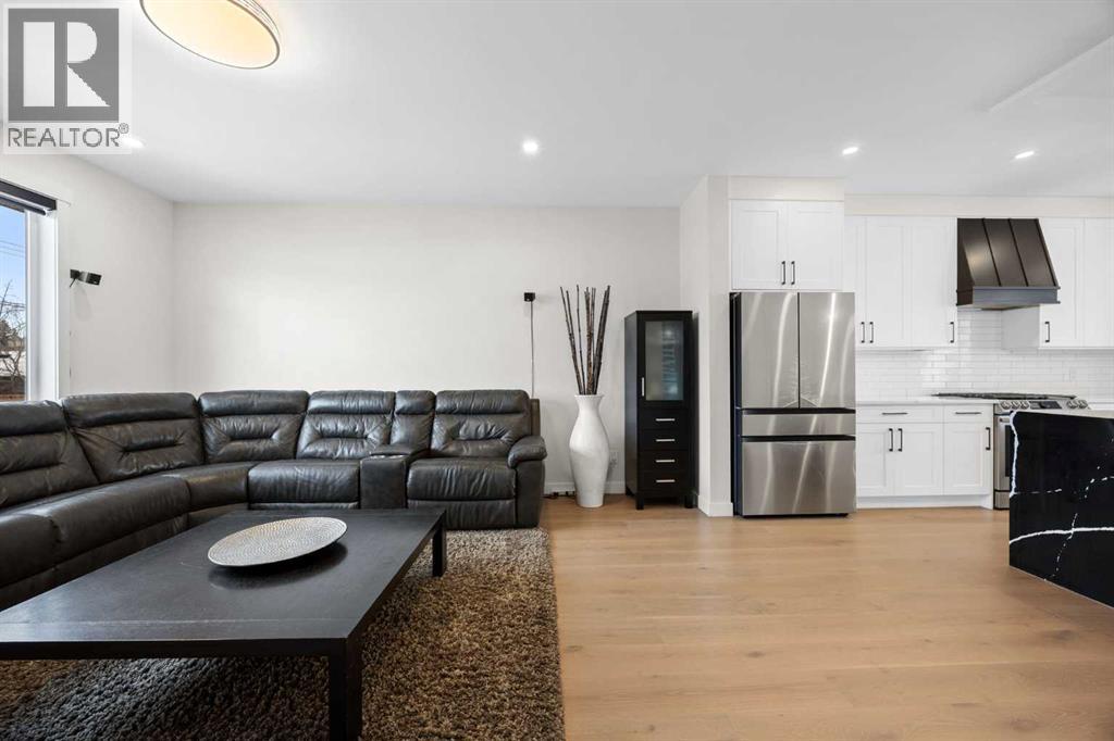 Single Family House for Sale in   Street NW Bowness Calgary 