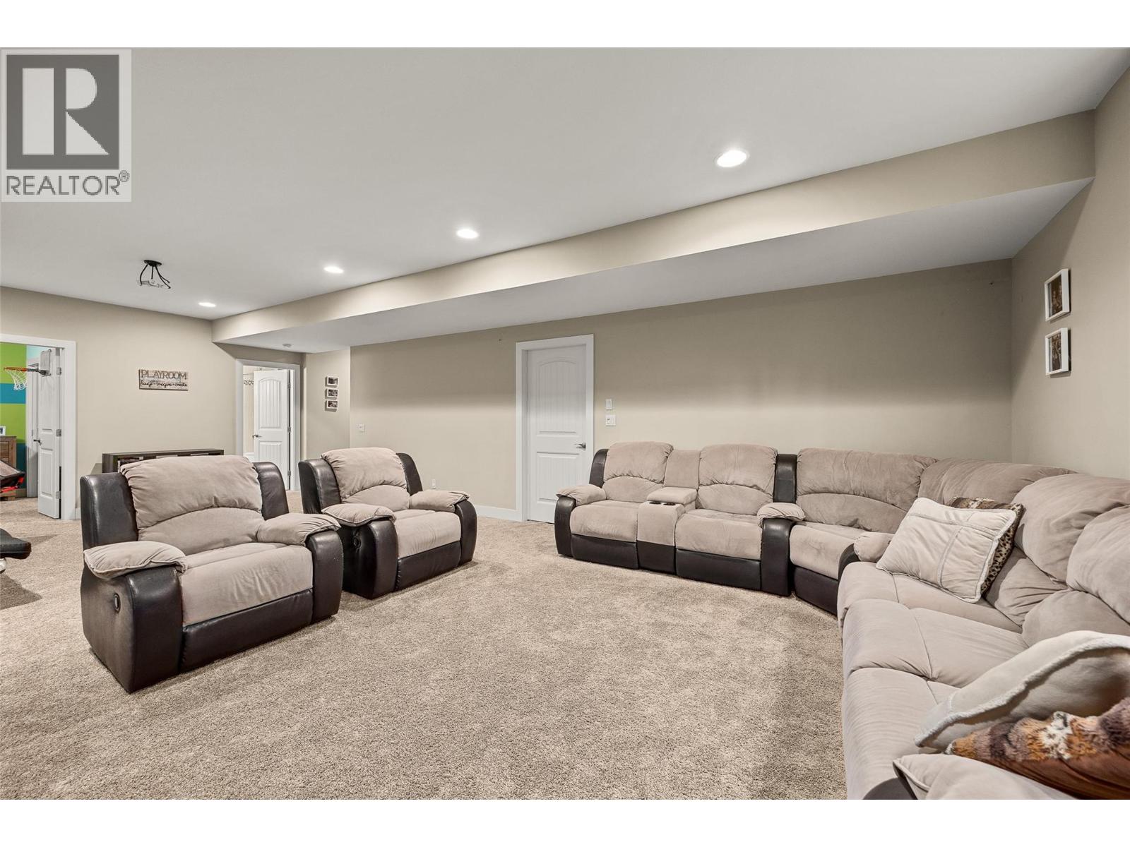  1601 Tower Ranch Boulevard, Kelowna