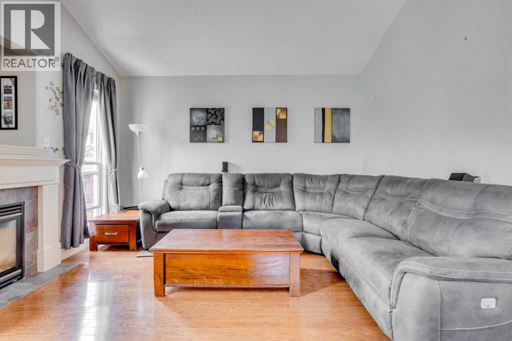 176 Maple Leaf Lane, Fort McMurray