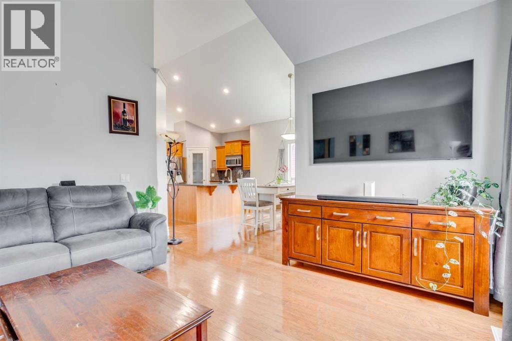 176 Maple Leaf Lane, Fort McMurray