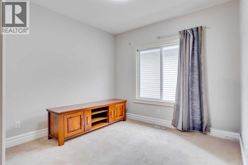 176 Maple Leaf Lane, Fort McMurray