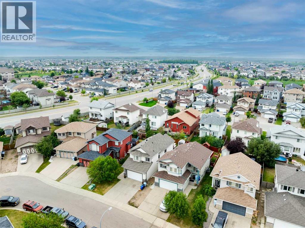 176 Maple Leaf Lane, Fort McMurray