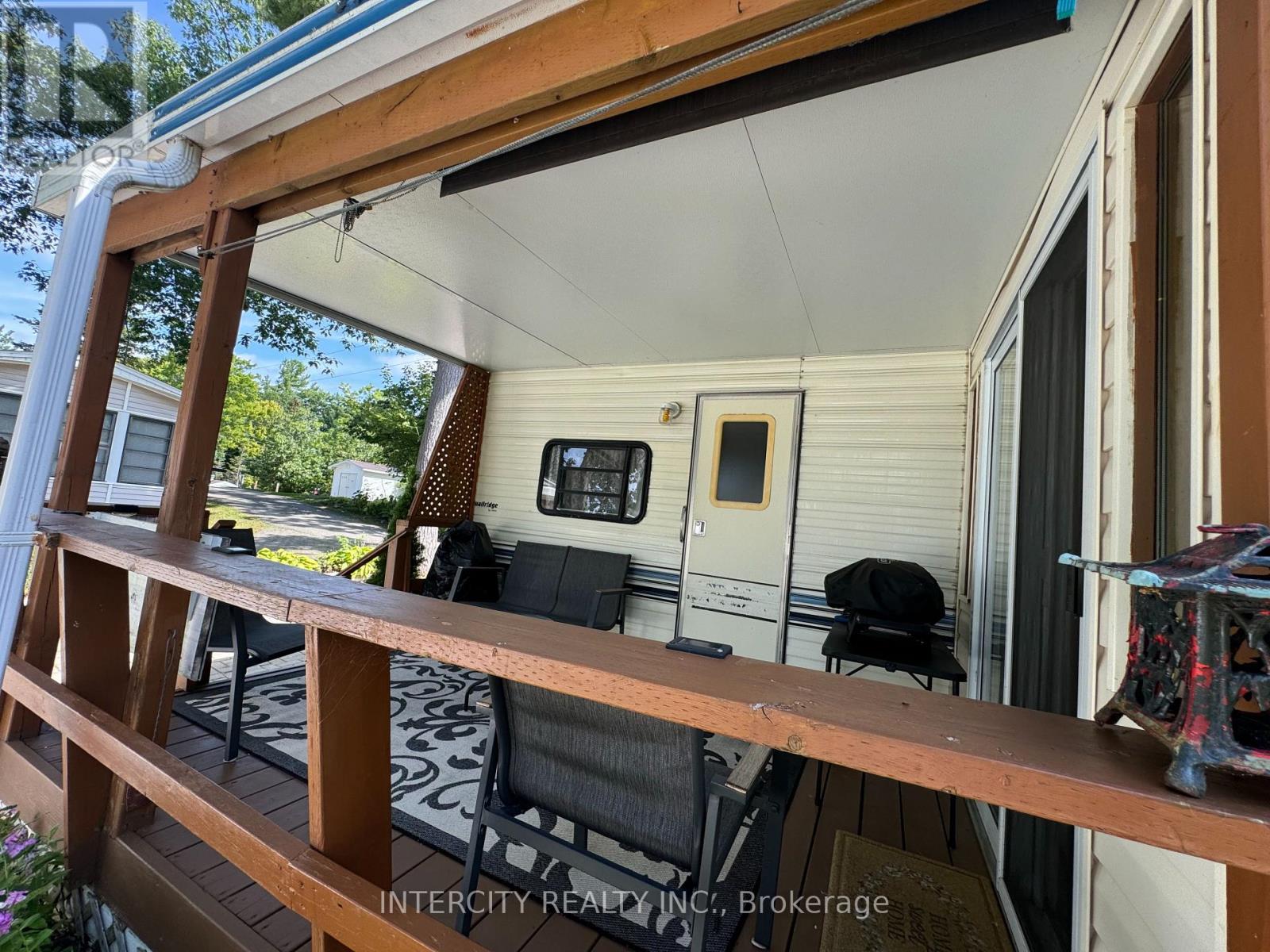 #131 164 LONE PINE ROAD - 22