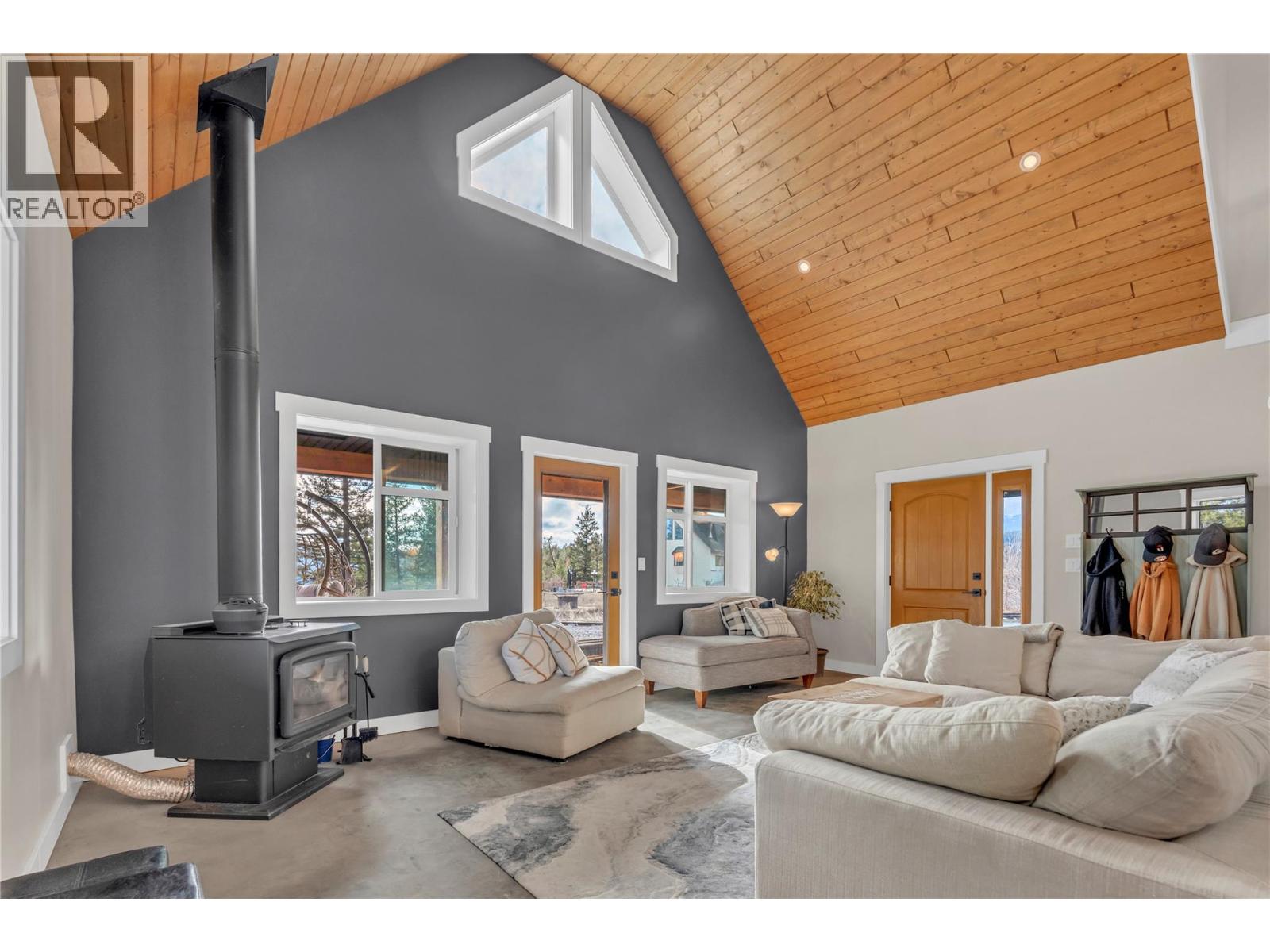 3-640 HWY 3, Princeton