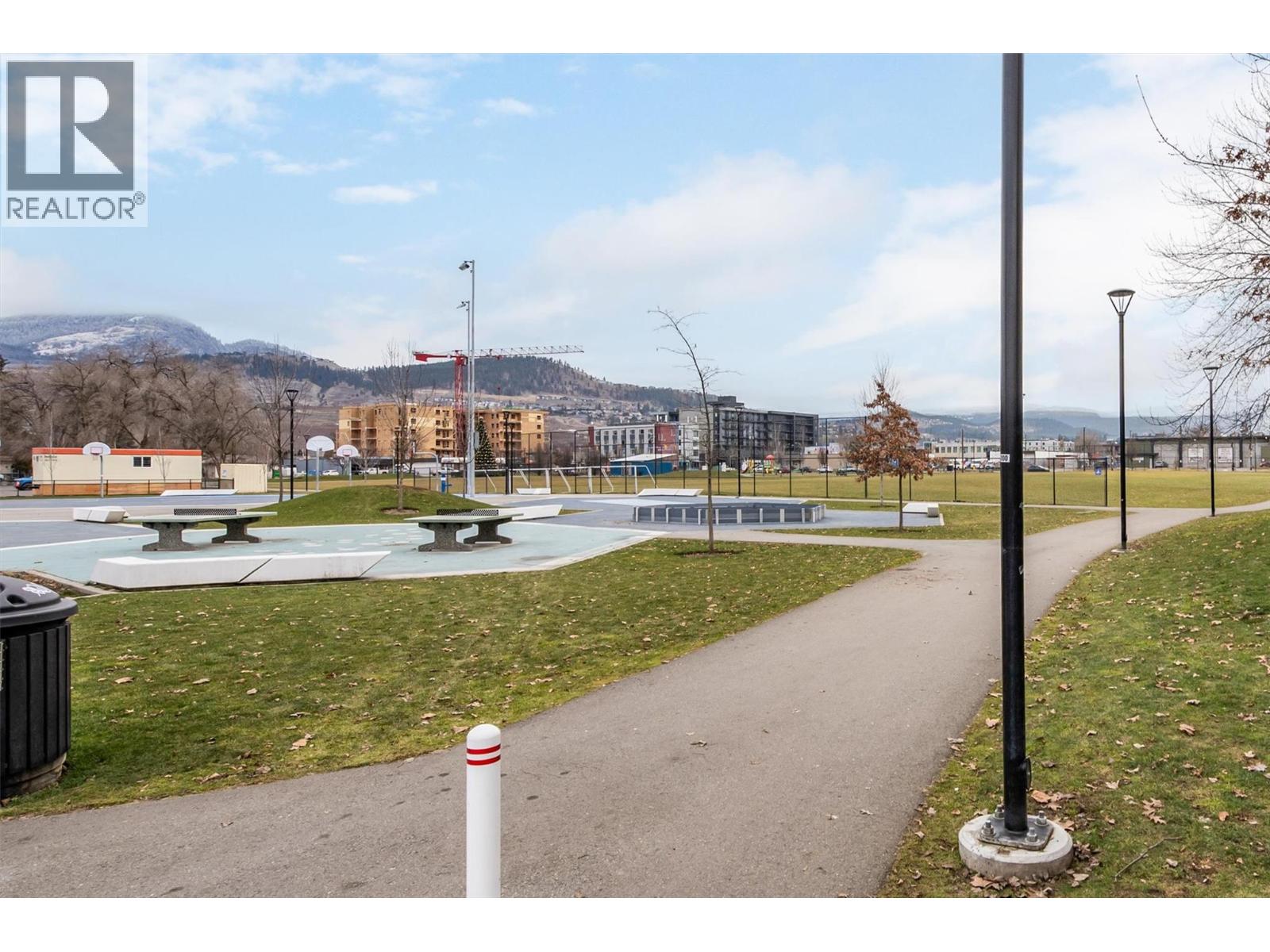 209 240 McIntosh Road, Kelowna