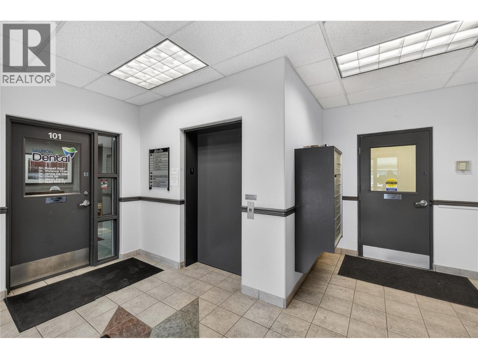 571 6 Street NE Unit# 302, Salmon Arm