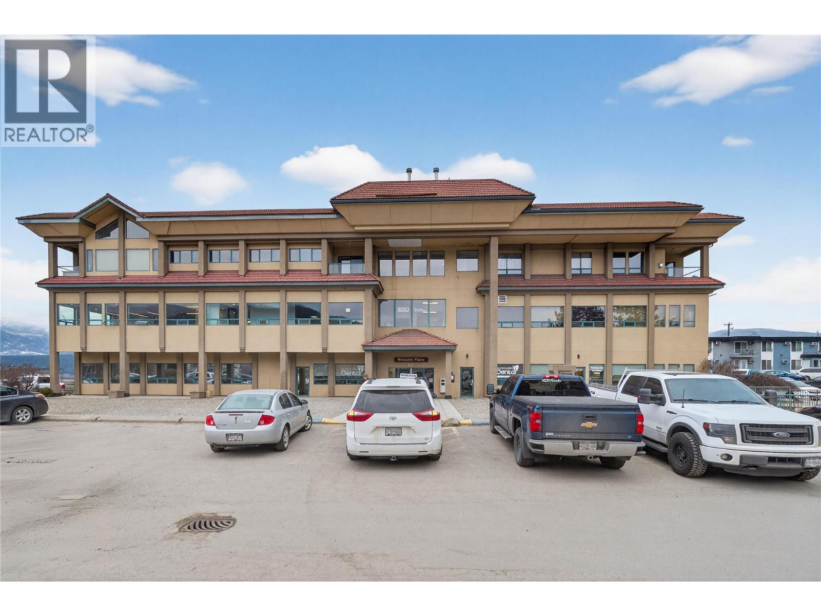 571 6 Street NE Unit# 302, Salmon Arm