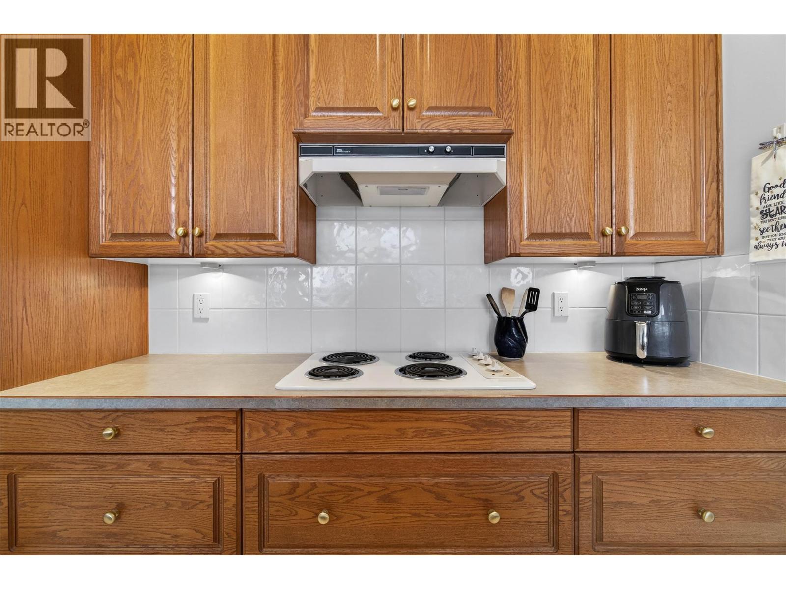 571 6 Street NE Unit# 302, Salmon Arm