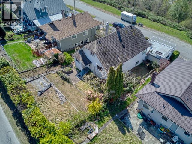 5438 LABURNUM AVE, Powell River