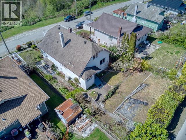 5438 LABURNUM AVE, Powell River