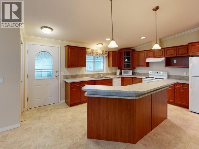 6-8442 SPRINGBROOK ROAD, Powell River