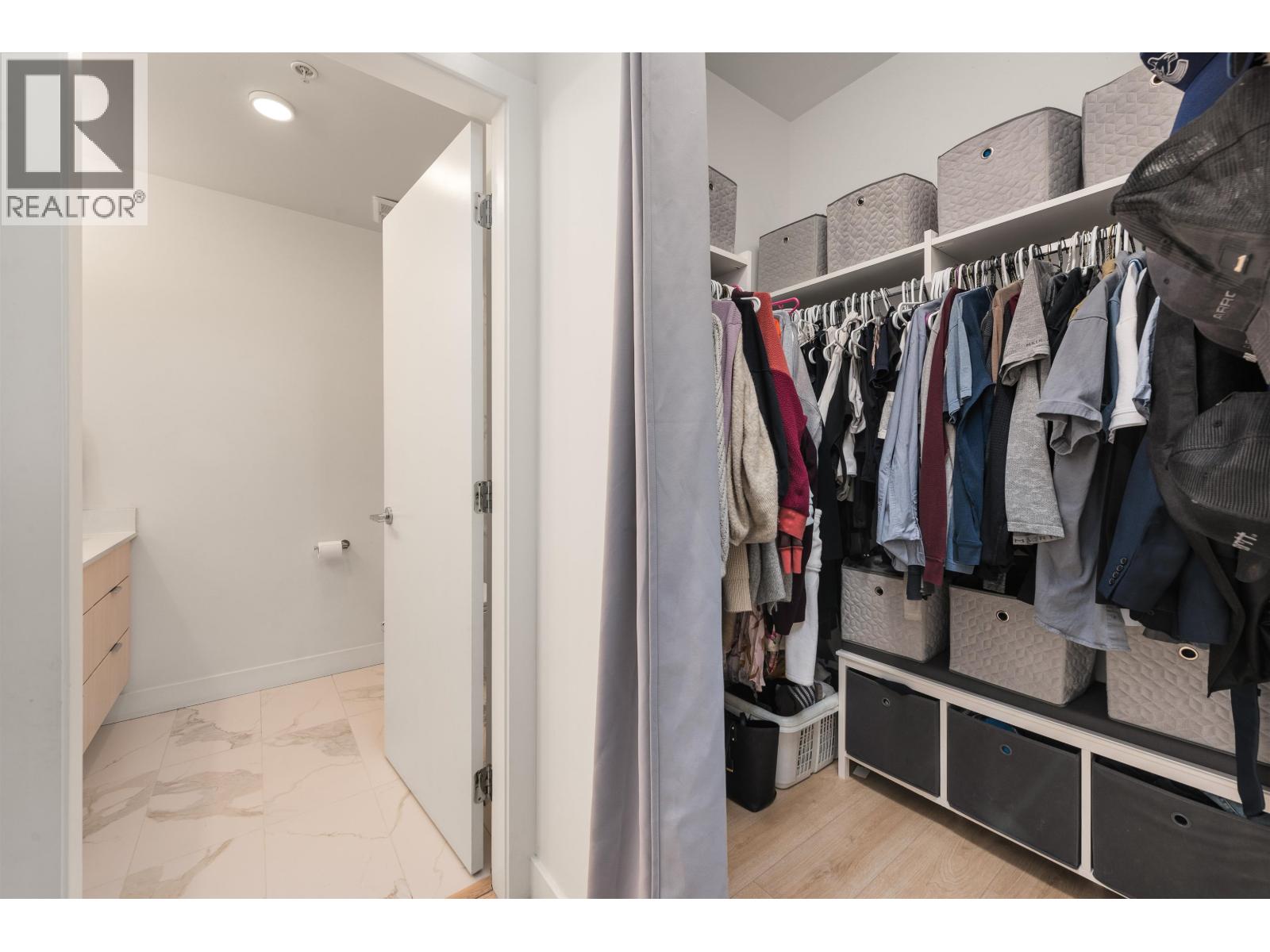 #227-1792 STARLING Drive, Delta