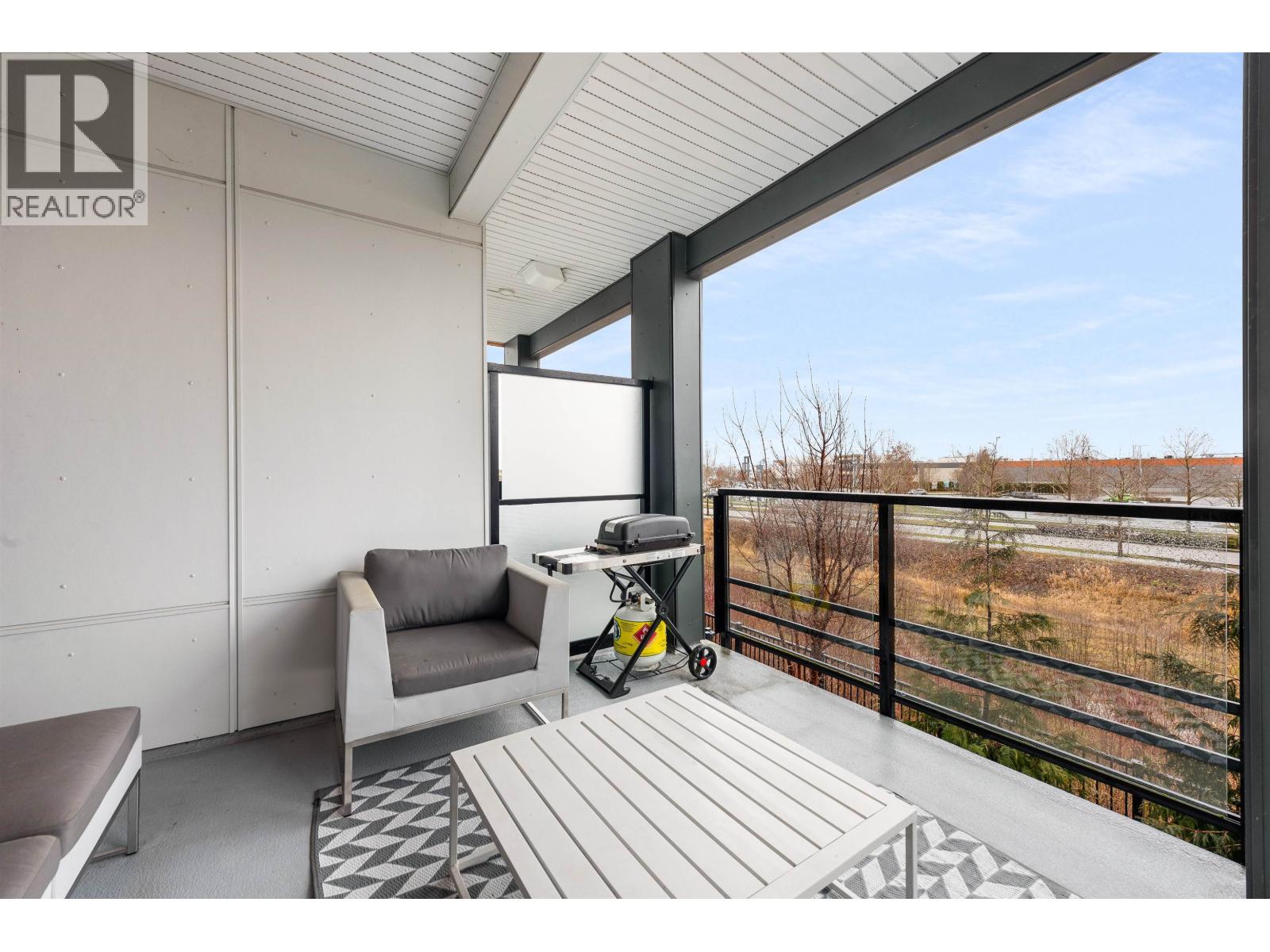 #227-1792 STARLING Drive, Delta