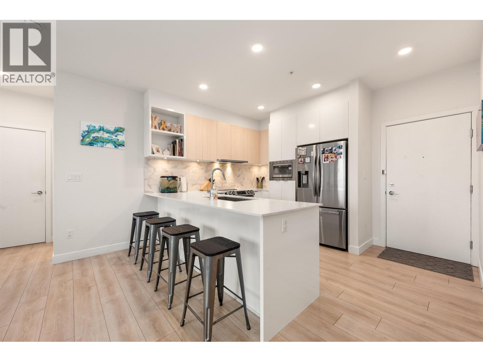 #227-1792 STARLING Drive, Delta