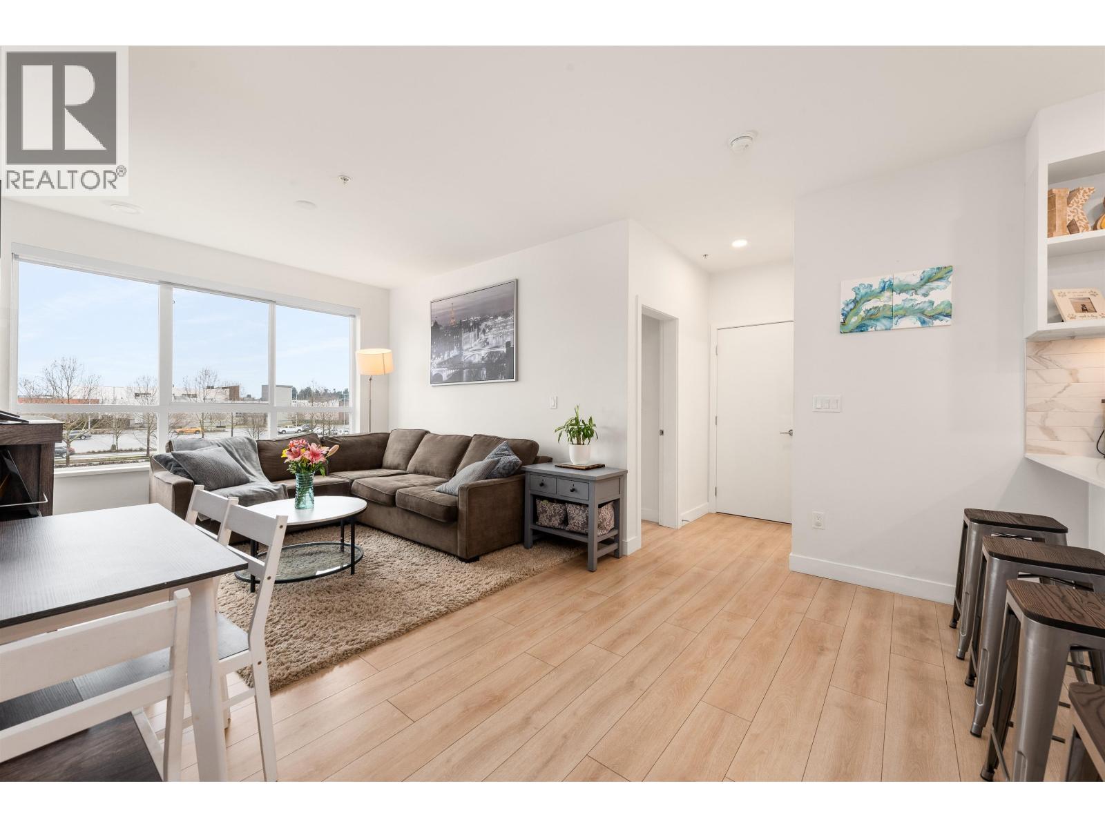 #227-1792 STARLING Drive, Delta