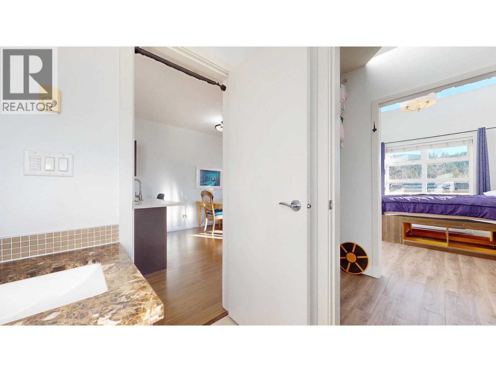 306 41105 TANTALUS ROAD, Squamish