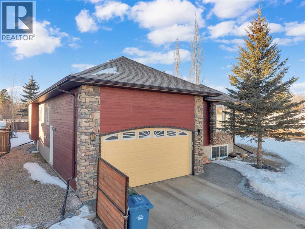 6372 Cedar Way, Innisfail