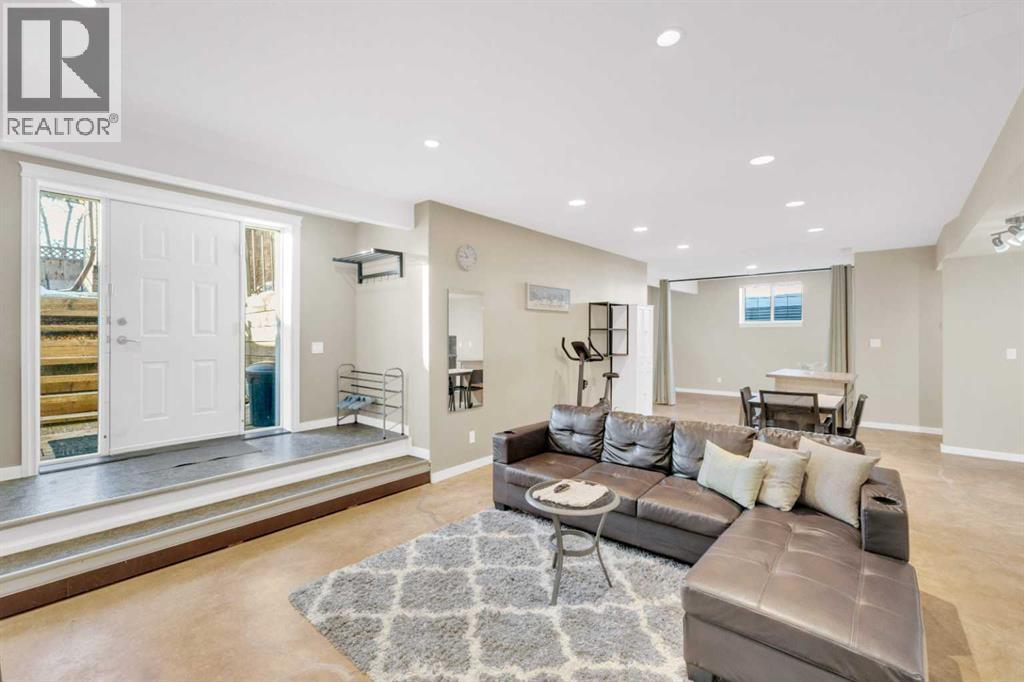 6372 Cedar Way, Innisfail