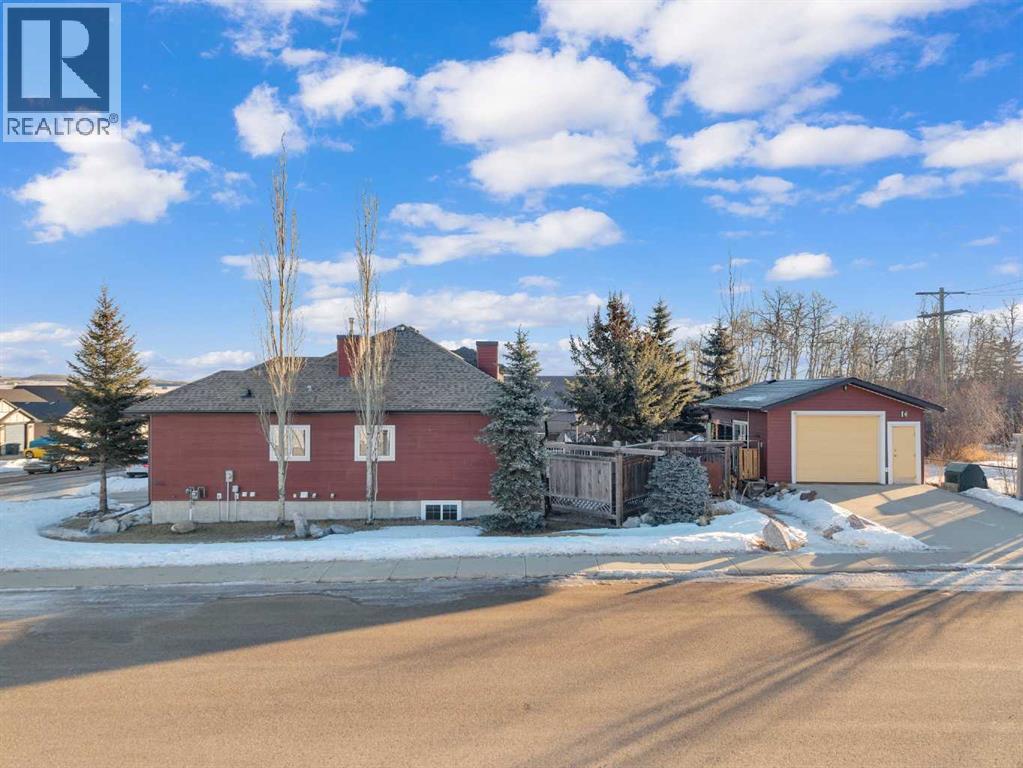 6372 Cedar Way, Innisfail