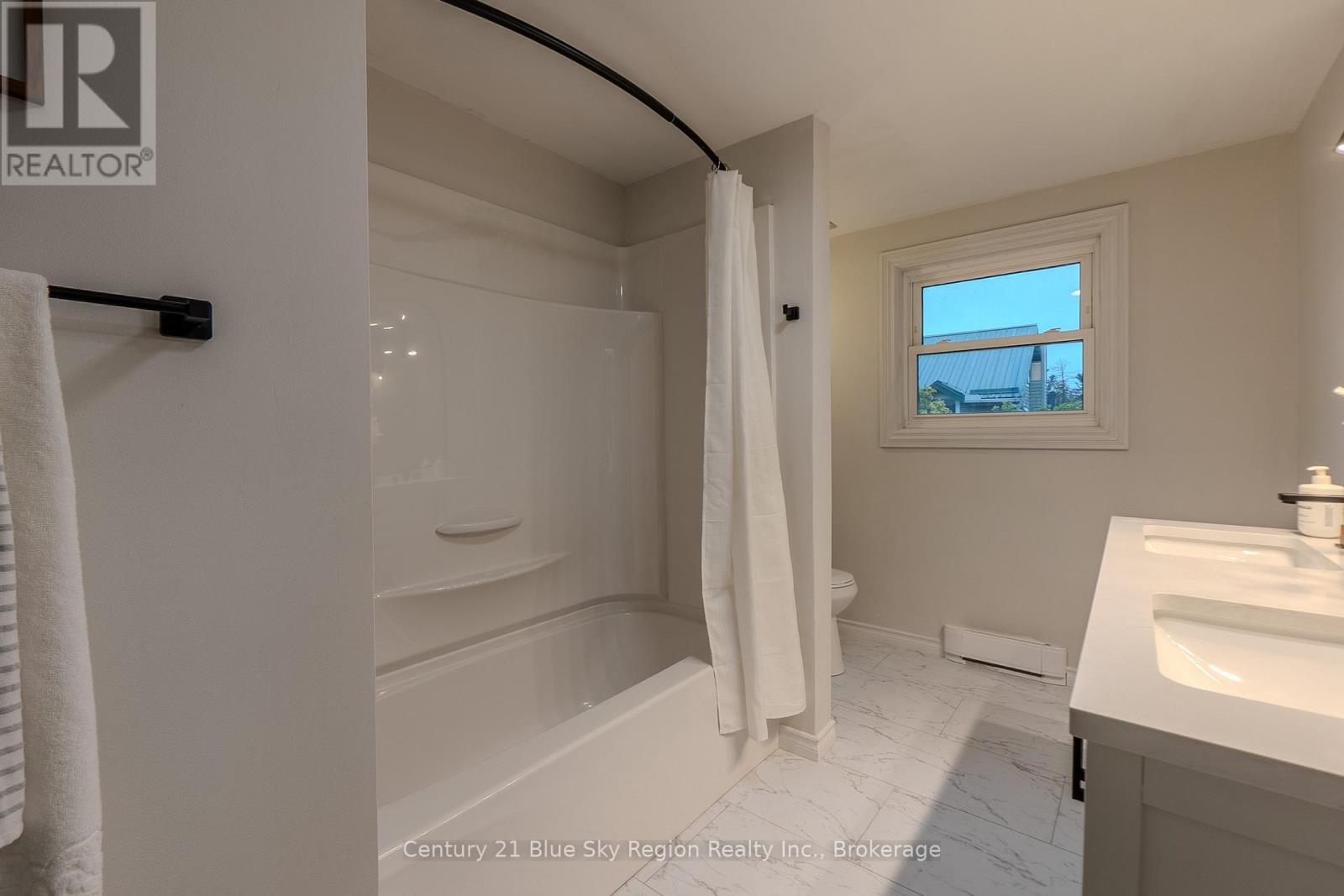 444 LANSDOWNE STREET E, Callander, Ontario