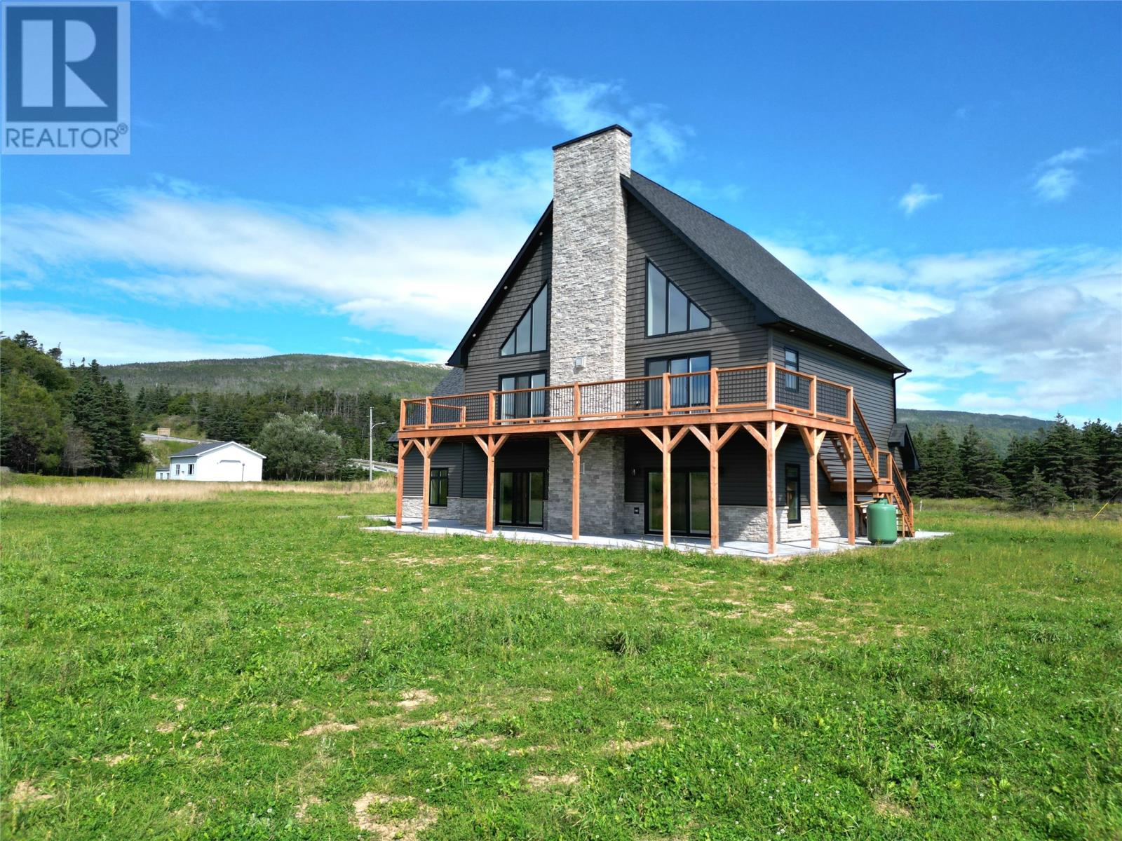 23 Main Road - 27