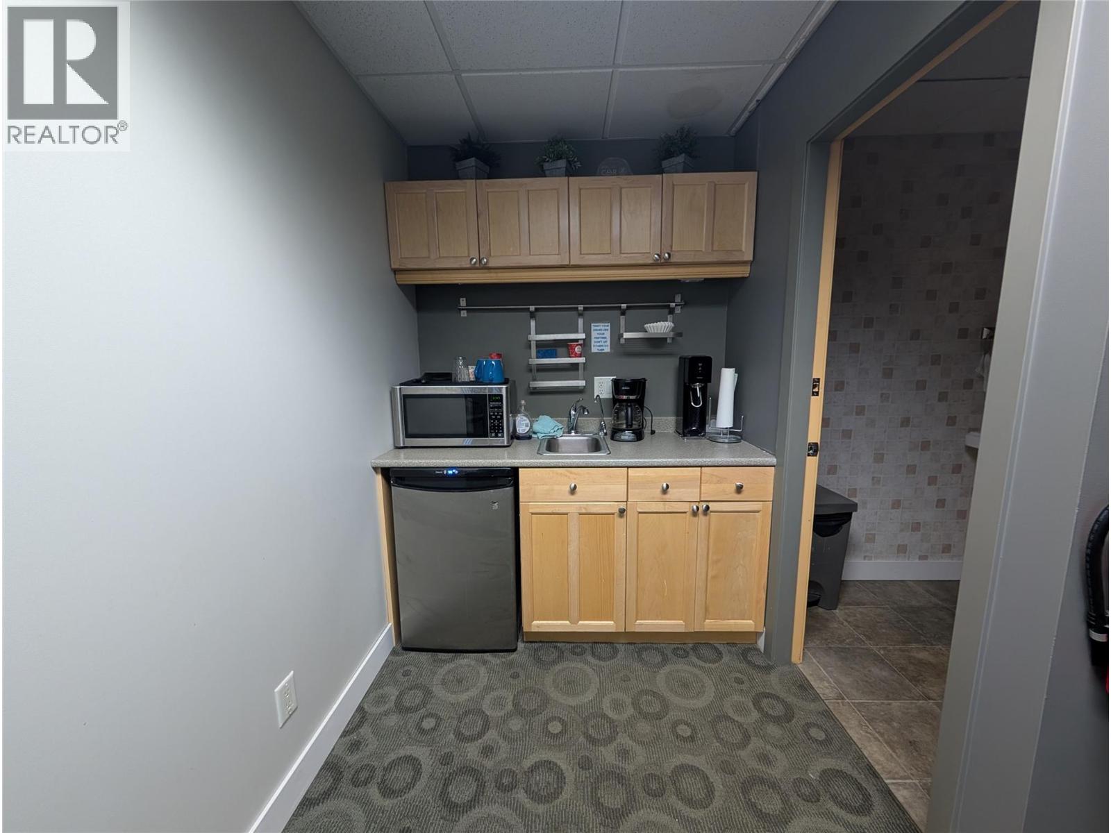 201 495 Banks Road, Kelowna