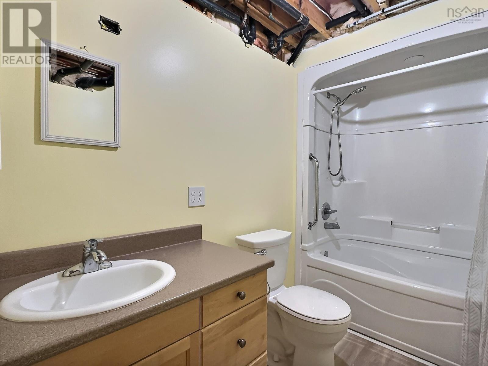 Property 18 of 21 of 59 Spruce Drive