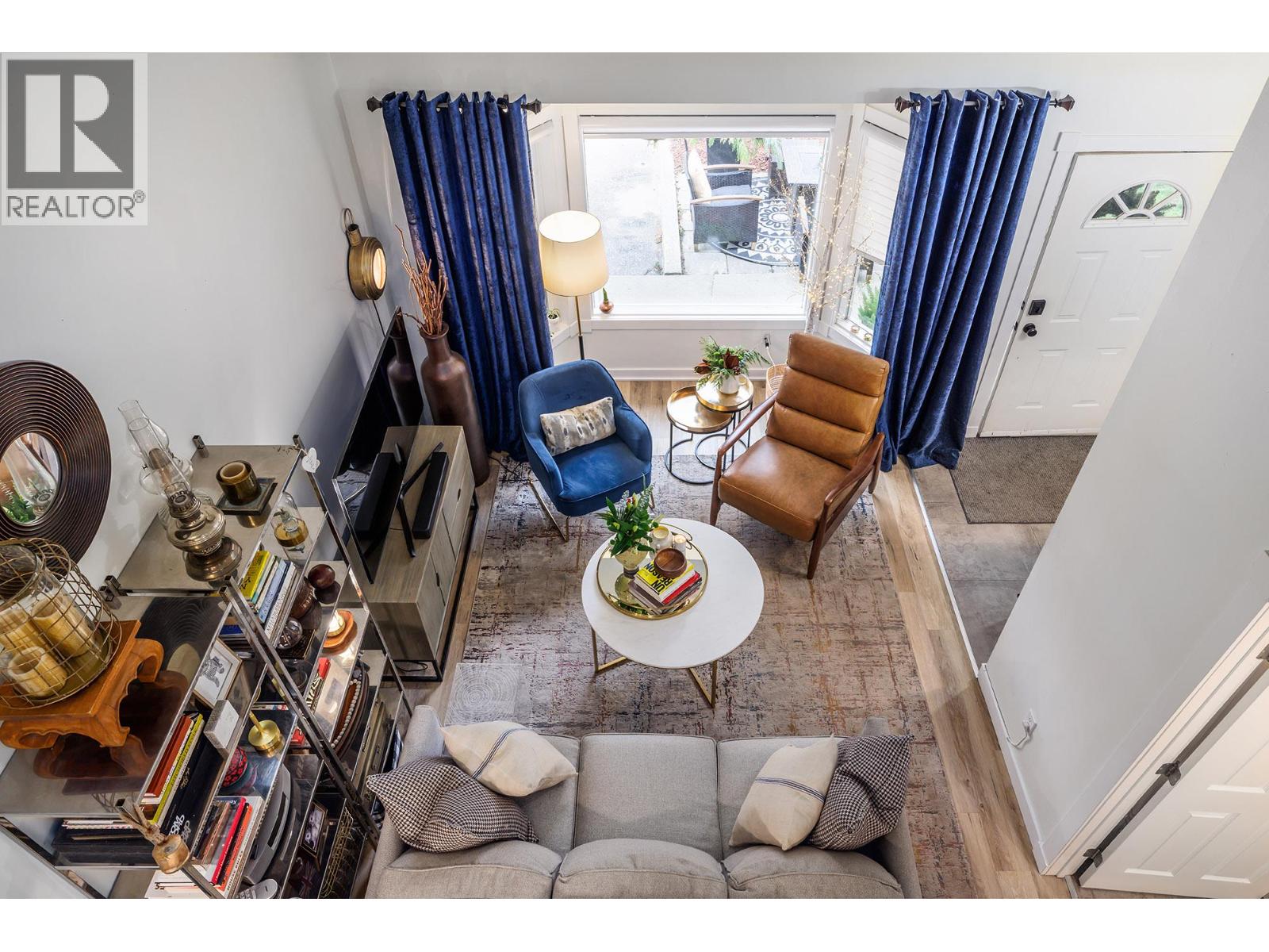 102 3155 Gordon Drive, Kelowna