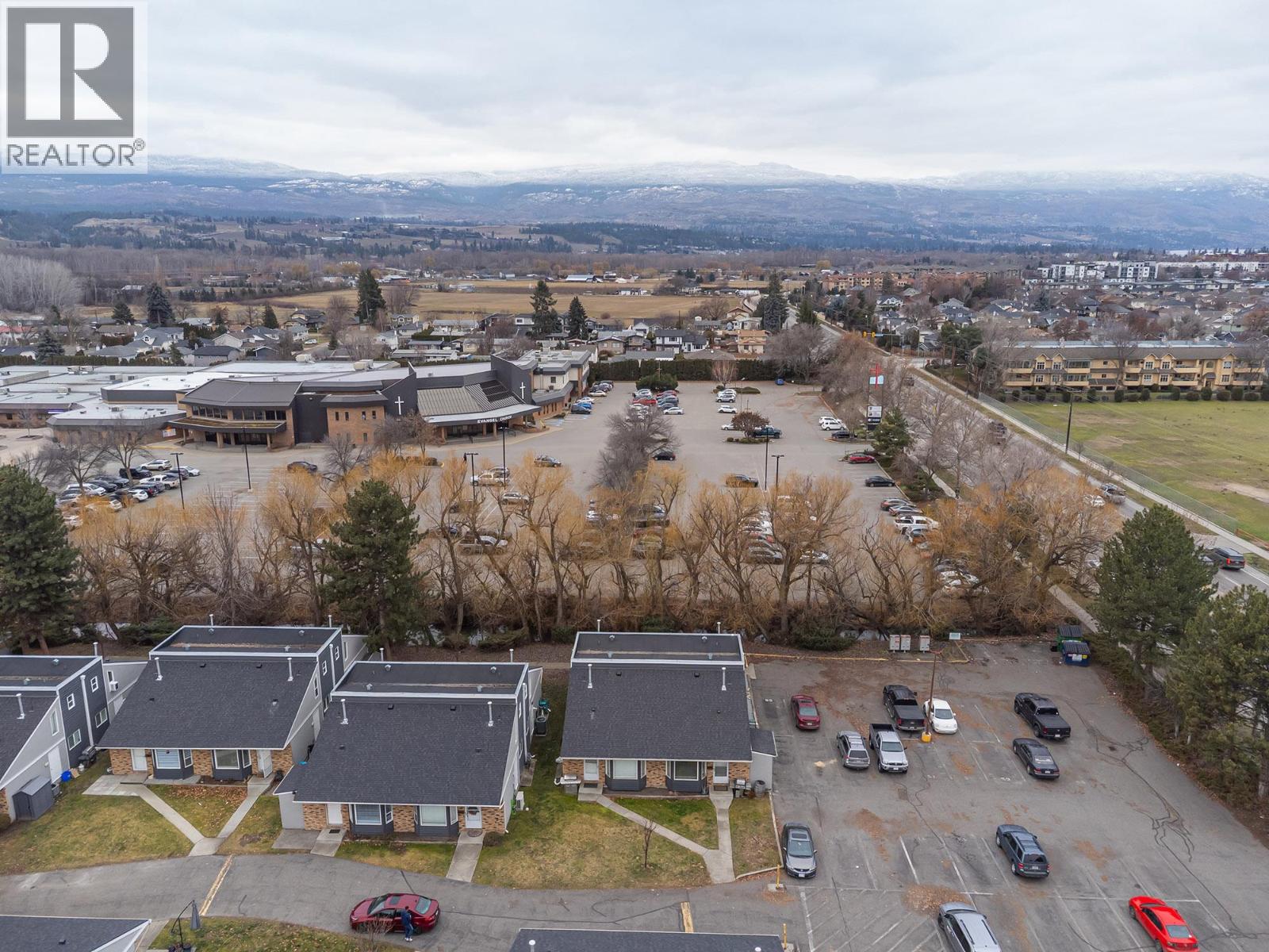 102 3155 Gordon Drive, Kelowna
