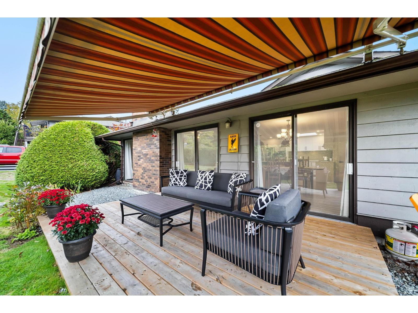14015 MARINE DRIVE, White Rock