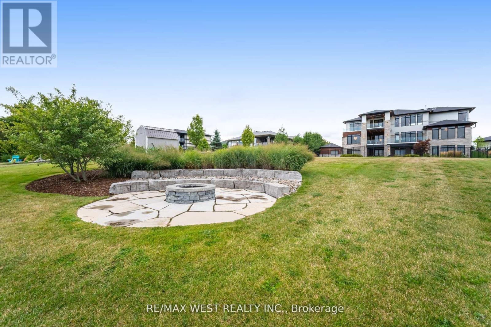 83 NAVIGATION DRIVE - 47