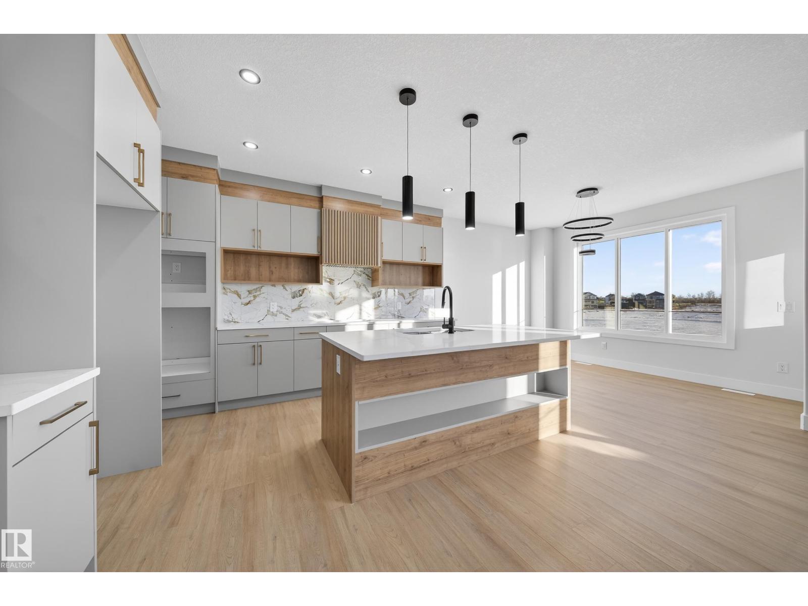 461 CRYSTAL CREEK LINK, Leduc