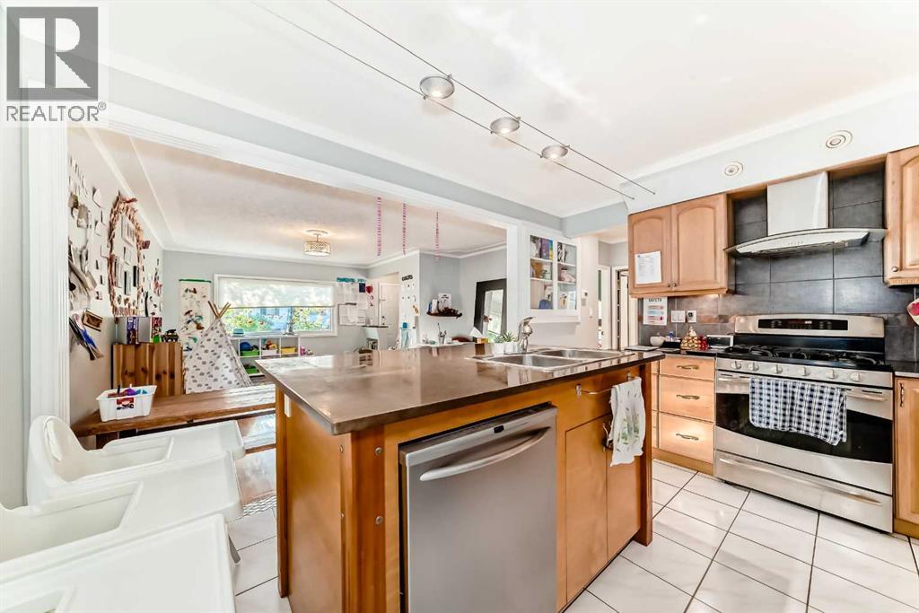 Single Family House Bungalow for Sale in  A Street NE Renfrew Calgary 