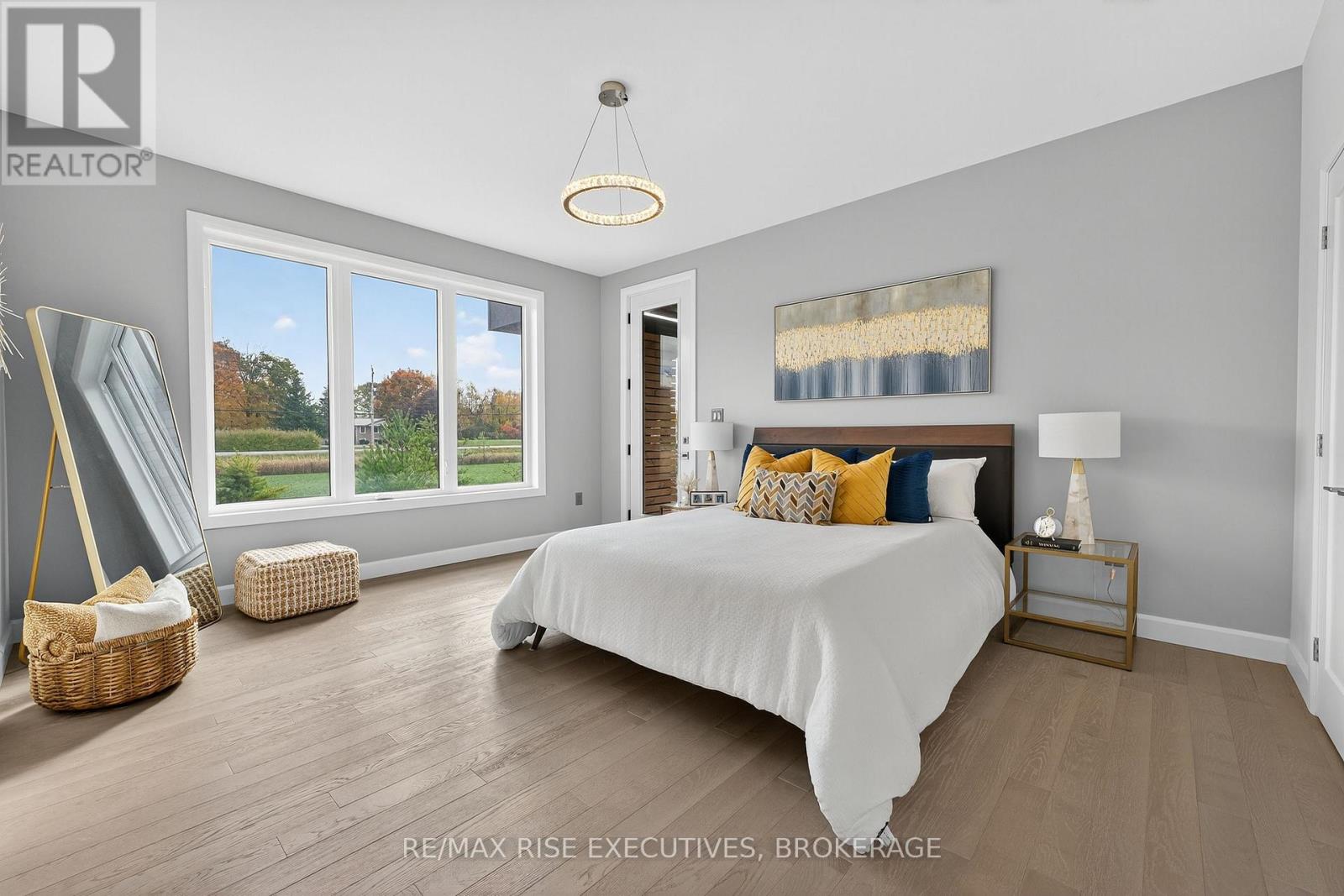 158 SUMMERSIDE DRIVE - 25
