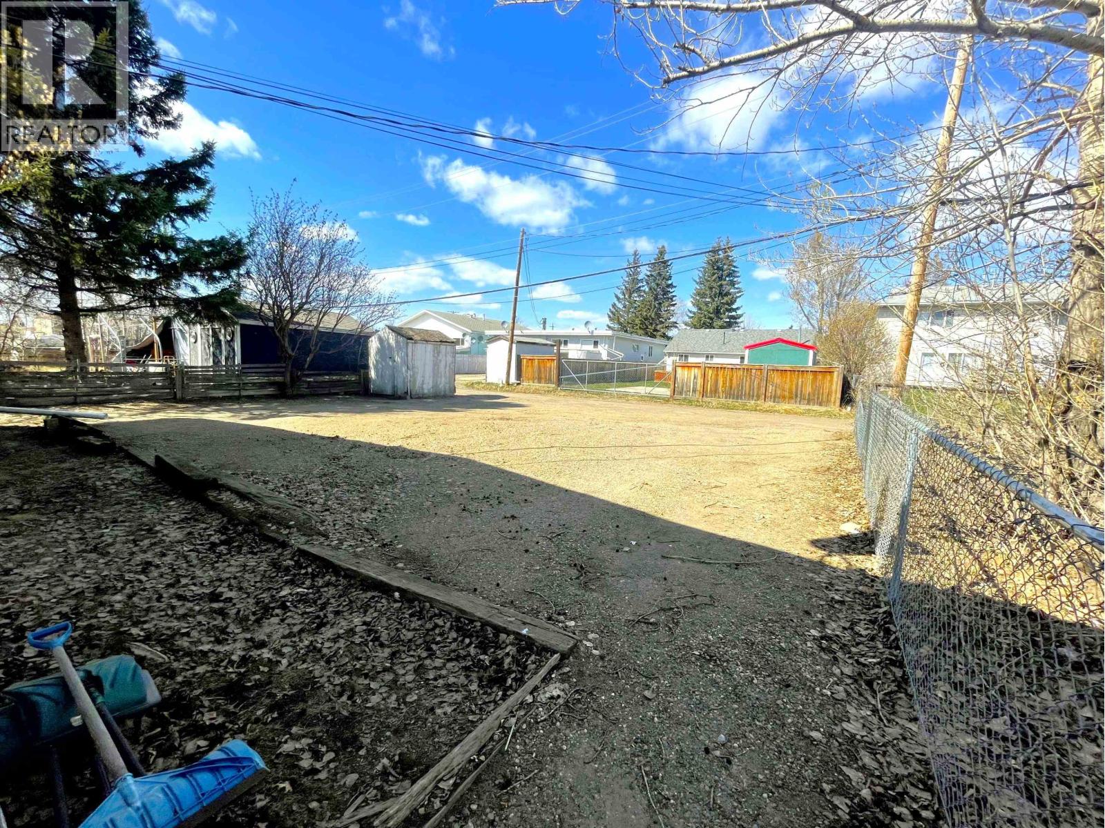 9714 9716 102 AVENUE, Fort St. John