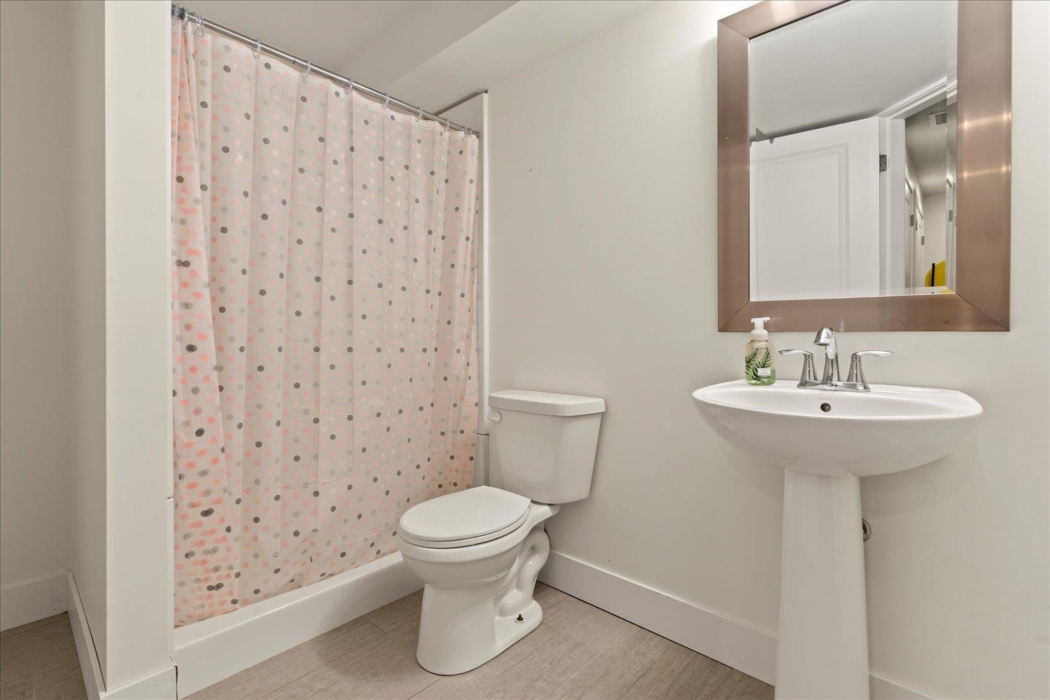 8 44849 ANGLERS BOULEVARD, Garrison Crossing, Chilliwack