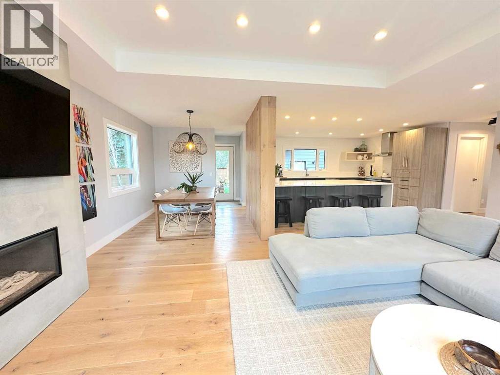 Single Family House Bungalow for Sale in  Wildwood Drive SW Wildwood Calgary 