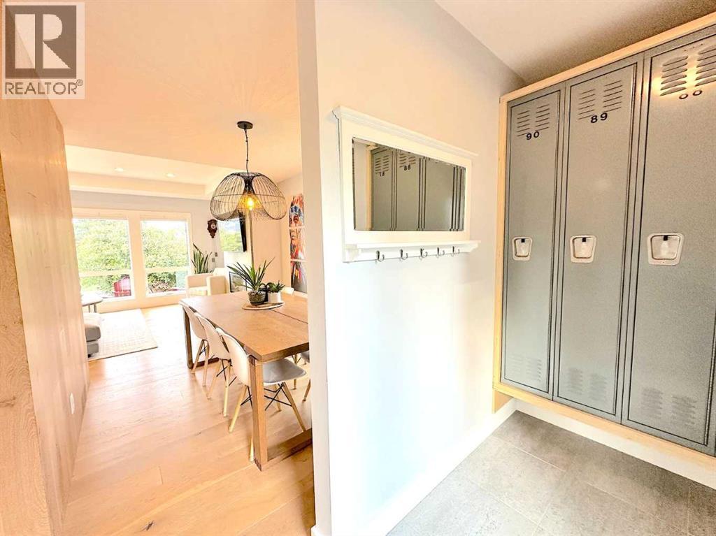 Single Family House Bungalow for Sale in  Wildwood Drive SW Wildwood Calgary 