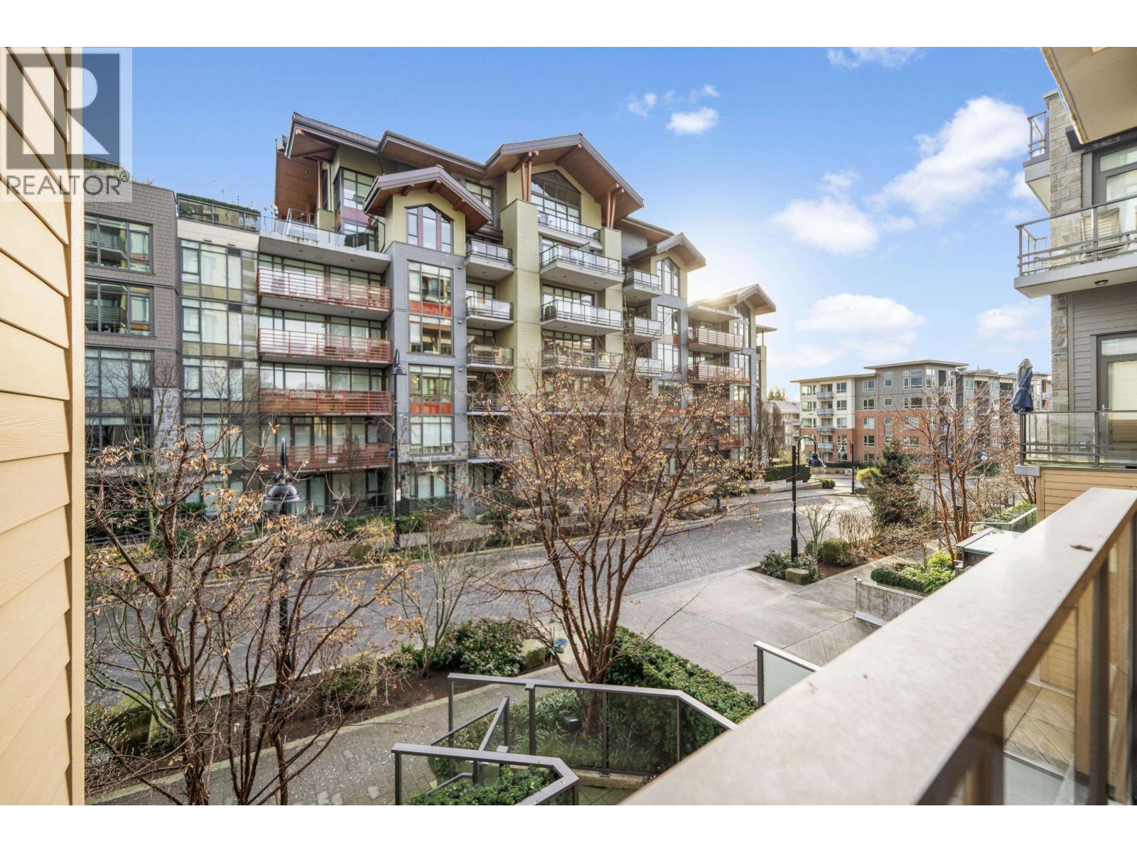 2779 LIBRARY LANE, North Vancouver