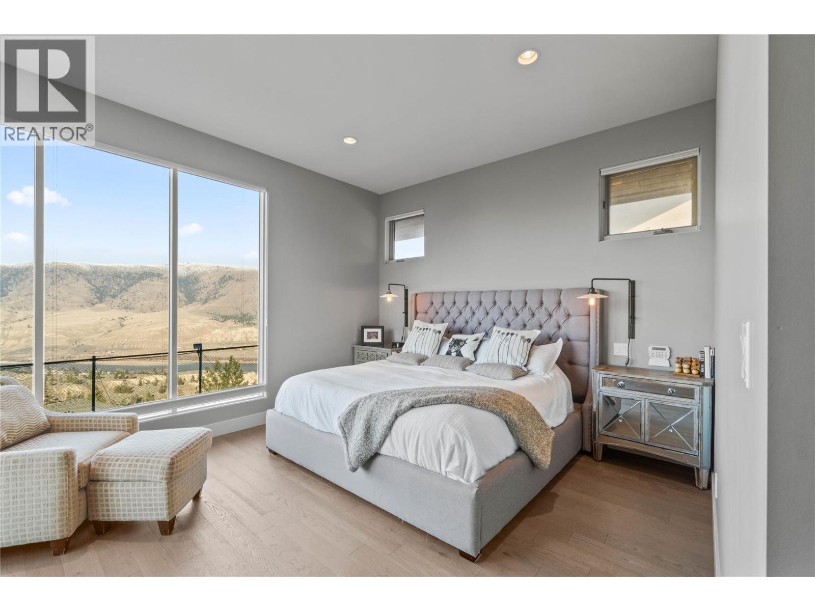 1555 KICKING HORSE Way, Kamloops