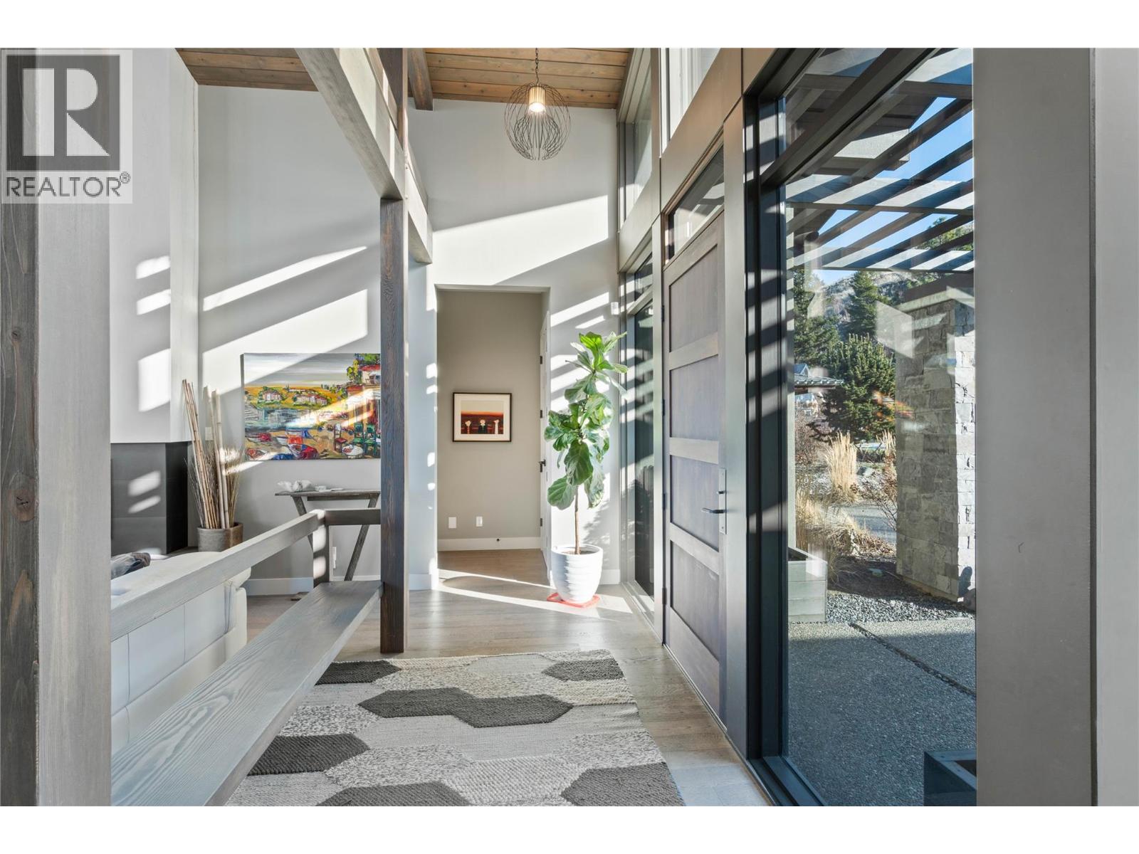 1555 KICKING HORSE Way, Kamloops