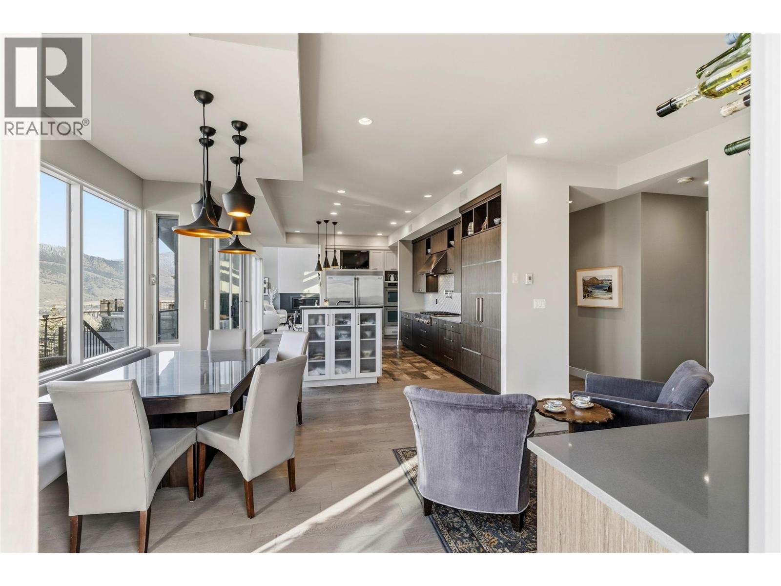 1555 KICKING HORSE Way - 25