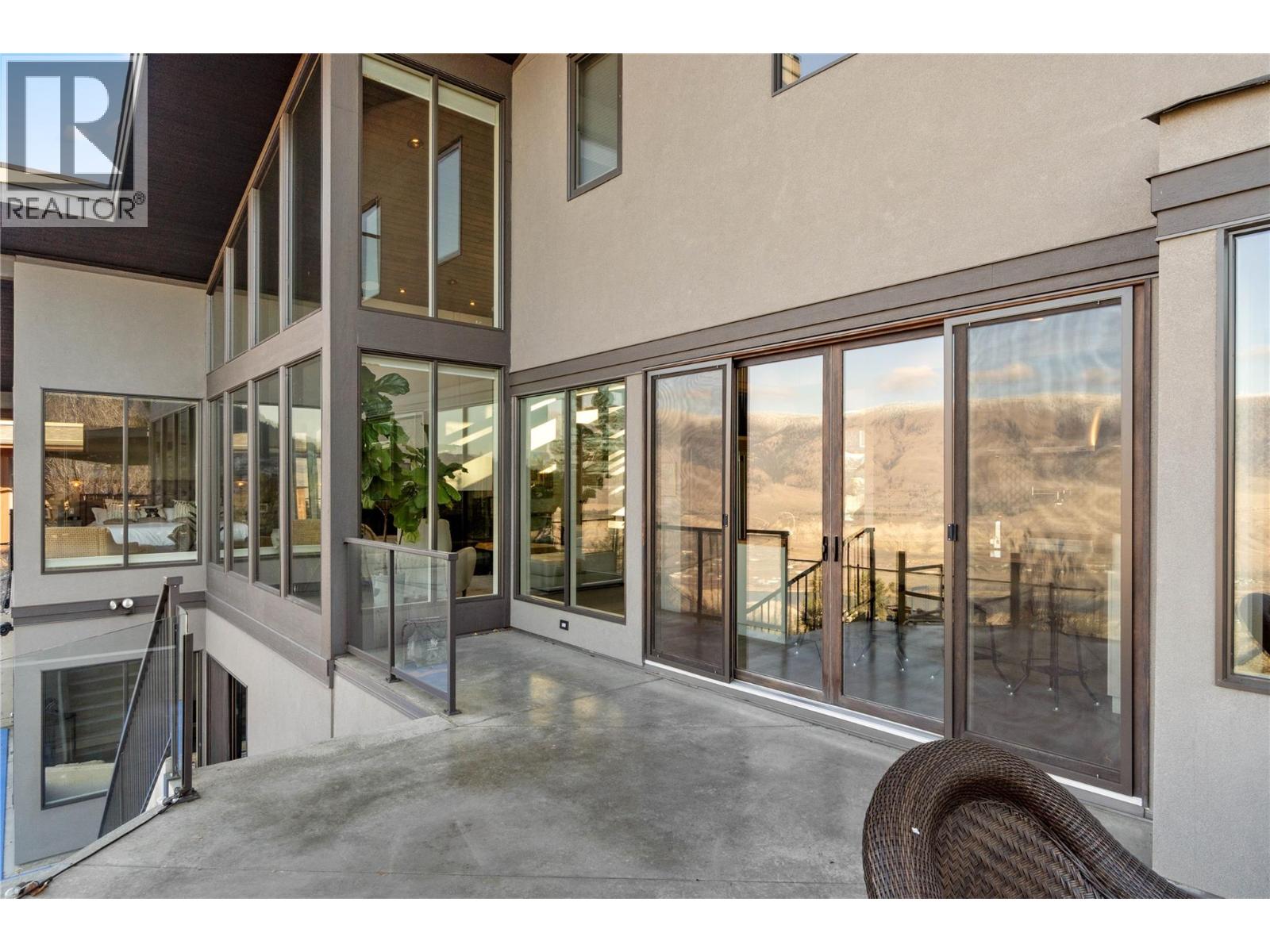 1555 KICKING HORSE Way, Kamloops